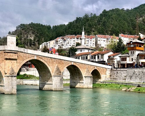 Oteli mladića i mučili ga pa sve to snimali