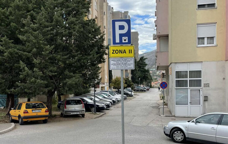 Počinje naplata parkinga u više kvartova u Mostaru