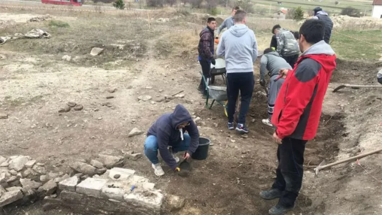 Tomislavgrad: Arheolozi provode dodatna istraživanja u blizini gradskog groblja Karaula