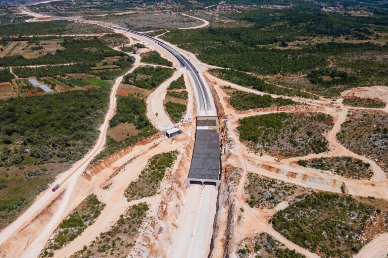 Nove dionice autoceste u BiH gradit će više od 1000 radnika