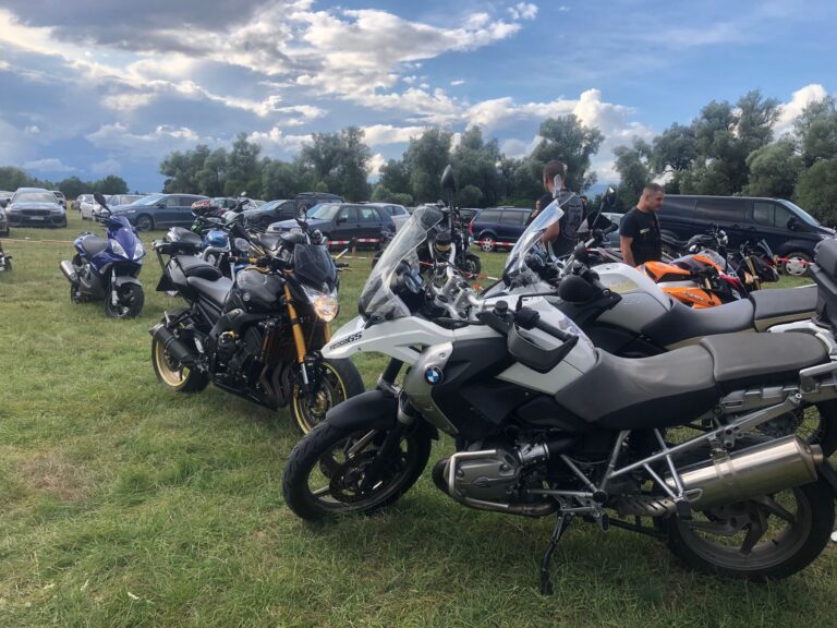 20. Moto susret u Livnu, strast prema motorima i luda zabava