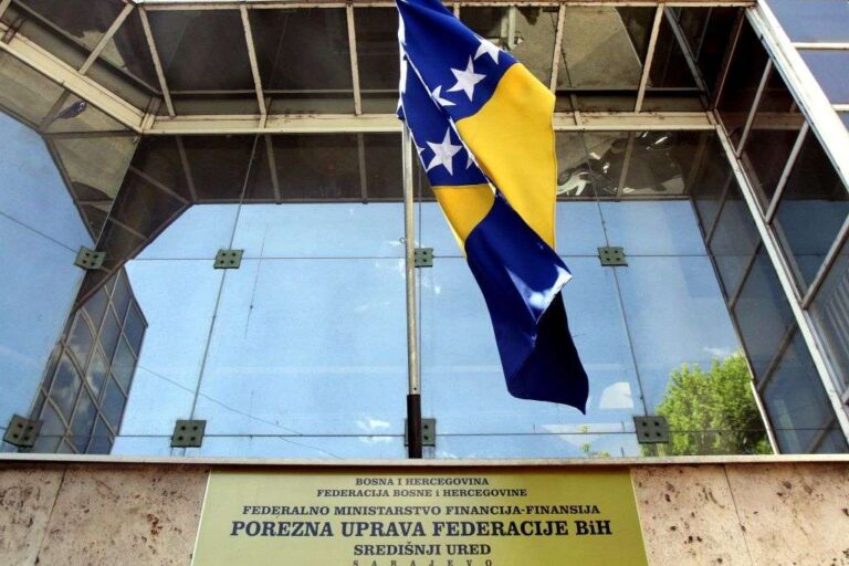 Porezna uprava FBiH: U 162 kontrole zatečeno 116 radnika na crno