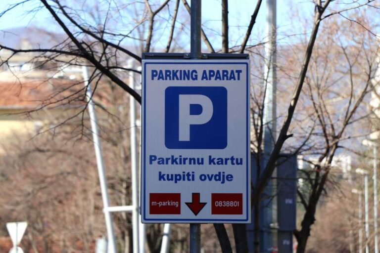 Od danas lisice za automobile na parkiralištima u Livnu