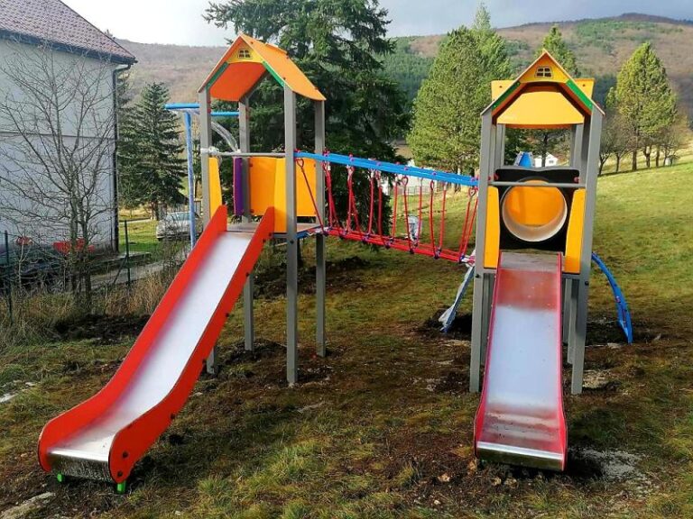 Tomislavgrad/Šujica: Uređena igrališta dječjih vrtića