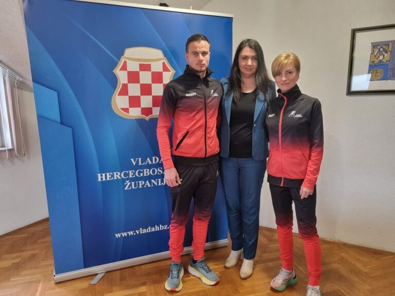 Najuspješniji županijski atletičari na prijamu kod ministrice Nakić