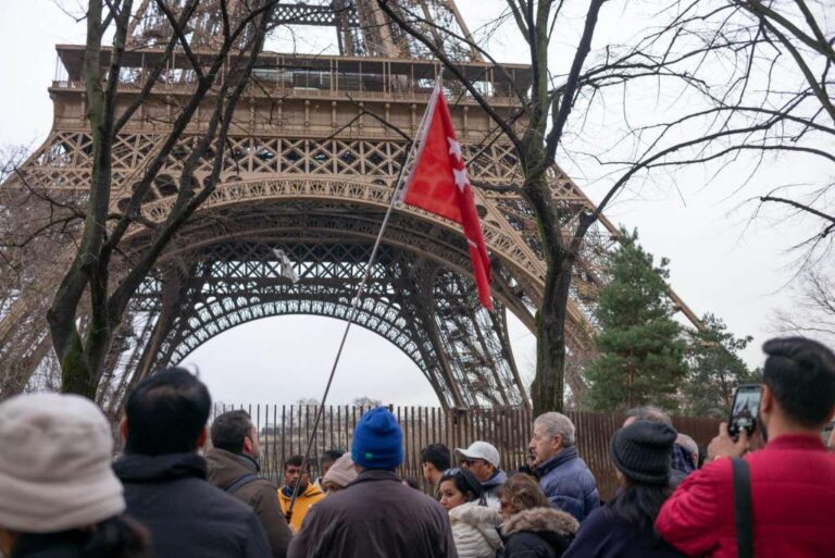 Ajfelov toranj zatvoren za posjete zbog štrajka osoblja