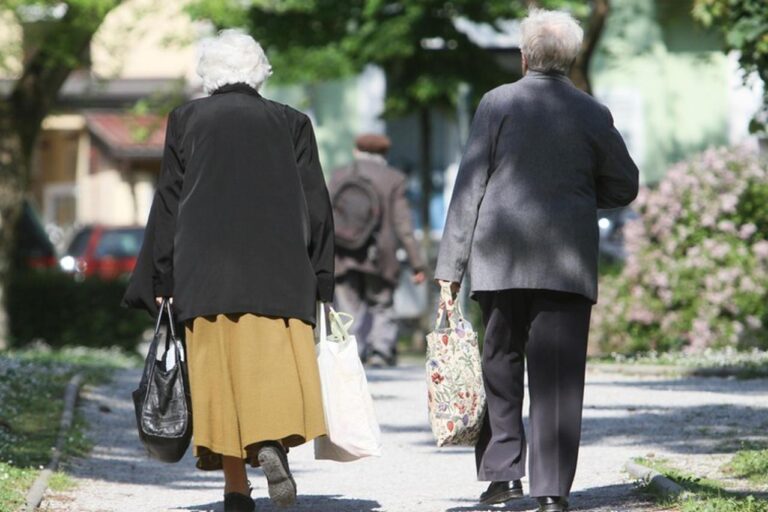 Umirovljenici iz EU sve češće traže mjesto u domovima u BiH