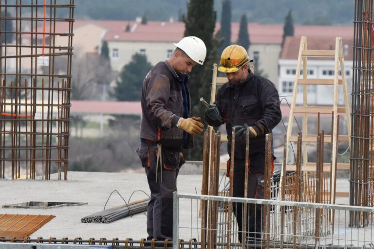 U Hrvatskoj u četiri mjeseca izdano 14.000 radnih dozvola bh. državljanima