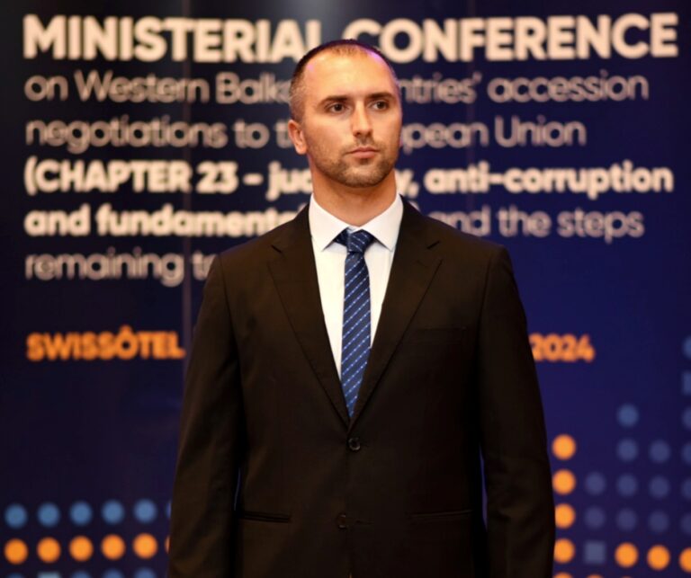 Ministar pravosuđa i uprave Hercegbosanske županije Aleksandar Rodić na konferenciji o pristupanju zemalja Jugoistočne Europe Europskoj uniji