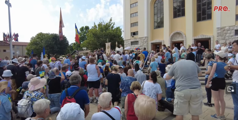 RIJEKE HODOČASNIKA UOČI 43. OBLJETNICE GOSPINIH UKAZANJA