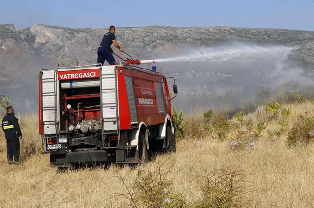 HERCEGOVINA GORJLEA U DANIMA VIKENDA: U posljednja 24 sata na području HNŽ zabilježeno ukupno 18 požara