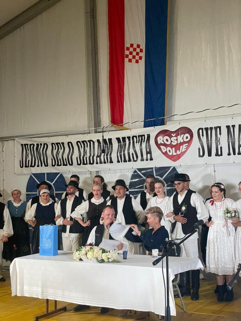 16. MEĐUNARODNA SMOTRA FOLKLORA U ROŠKOM POLJU