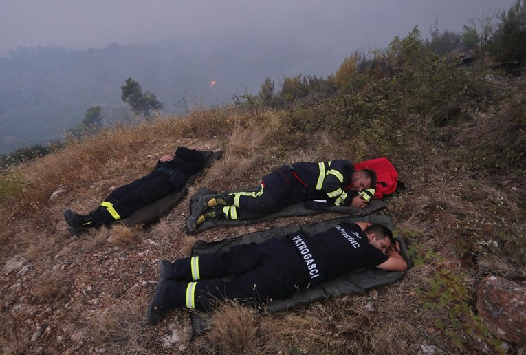 DALMACIJA: Uz velike požare na području Skradina, jučer su izbili i novi požari