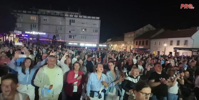 LIVNO JOŠ JEDNOM POKAZALO VELIKO SRCE – KONCERT ZA ŽELJKA VRGOČA