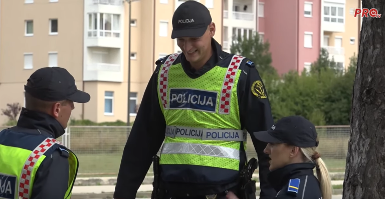 LIVANJSKI MALIŠANI NA JEDAN DAN POSTALI POLICAJCI