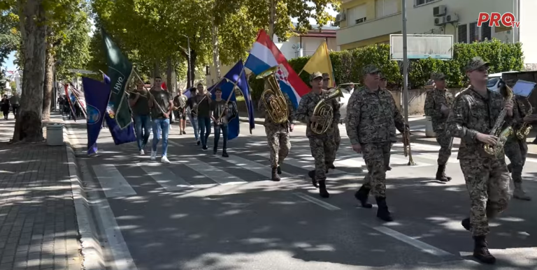 0:09 / 27:53 SVEČANO OBILJEŽEN DAN BRANITELJA U ČITLUKU