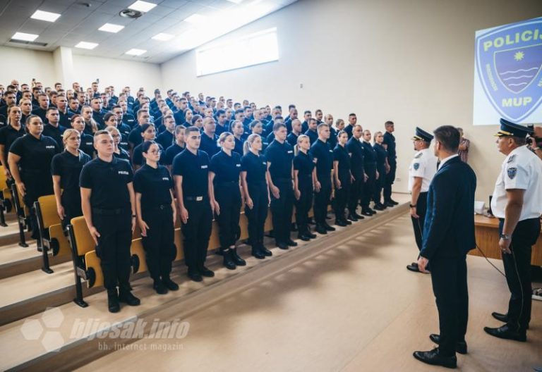 Prisegnuli novi policajci i policajke u HNŽ – u