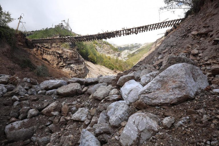 Poznato kada bi trebala biti završena sanacija pruge u Jablanici