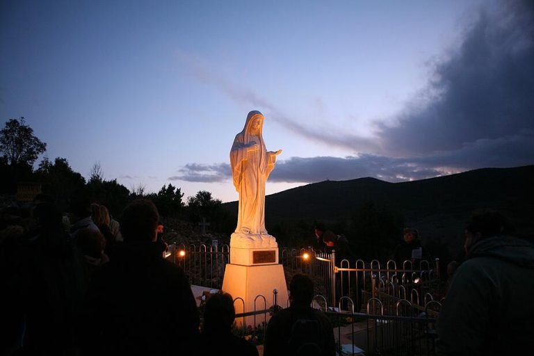 Blažena Djevica Marija se obratila svijetu pred blagdan Svih svetih