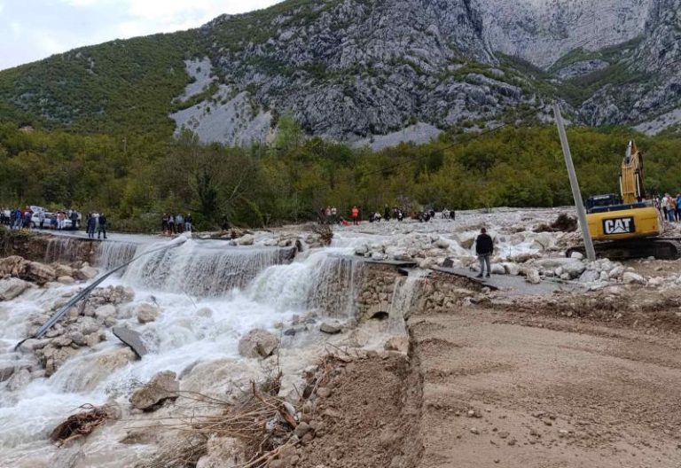 Situacija u Drežnici stabilna, vode i hrane ima dovoljno