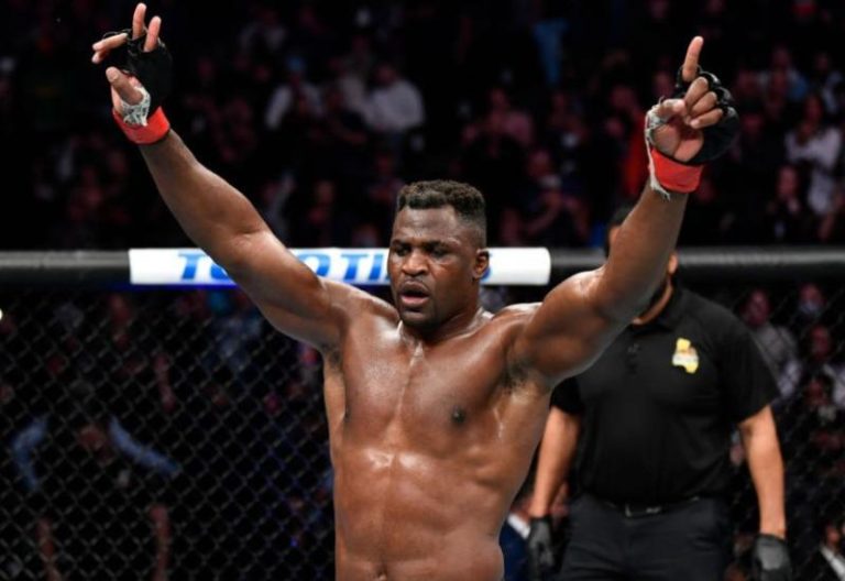 Ngannou se vratio, pobjedu posvetio preminulom sinu