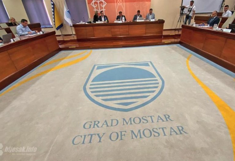 Grad Mostar traži hitnu sjednicu Skupštine o neredima