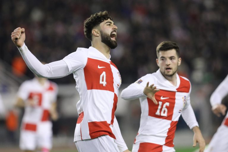 VATRENI MEĐU OSAM NAJBOLJIH