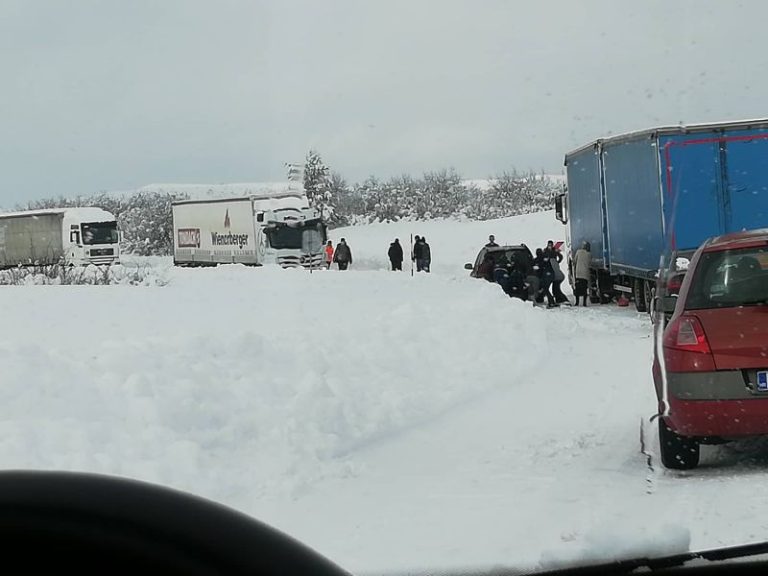 PROMET I DALJE NIJE NORMALIZIRAN Zatvorene dionice Rakitno-Blidinje i Tomislavgrad-Prozor