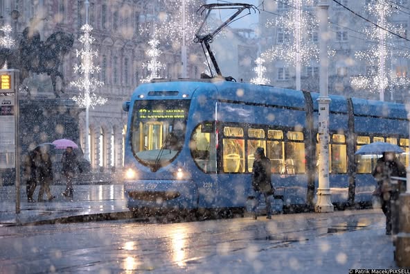 Snijeg pada u Zagrebu: Stiže i nama.