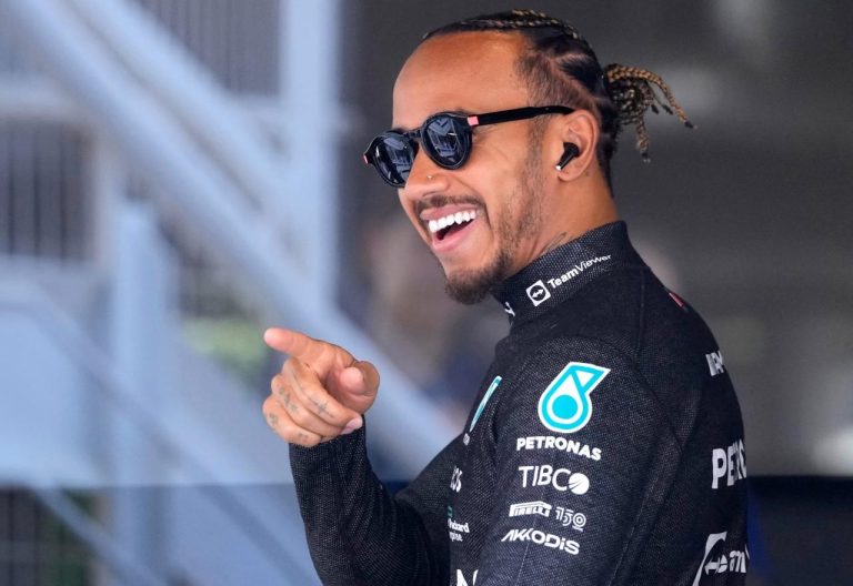 Lewis Hamilton zakonski mijenja ime