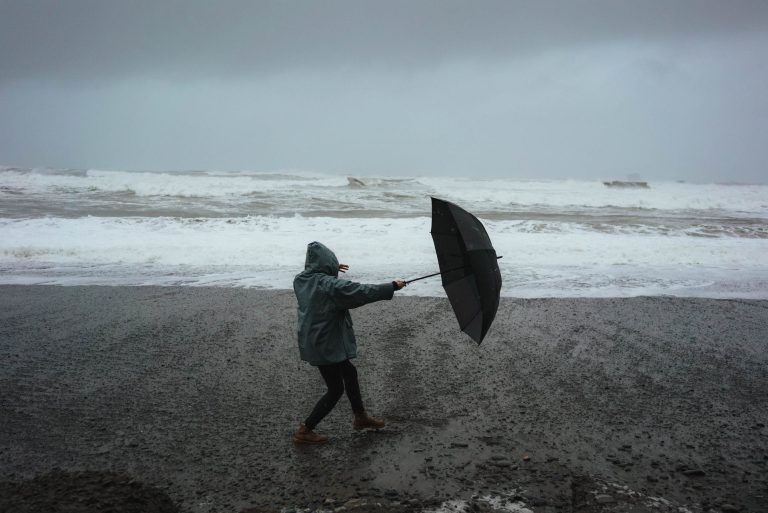 Žuti meteoalarm na snazi, upozorenje građanima: Izbjegavajte aktivnosti na otvorenom