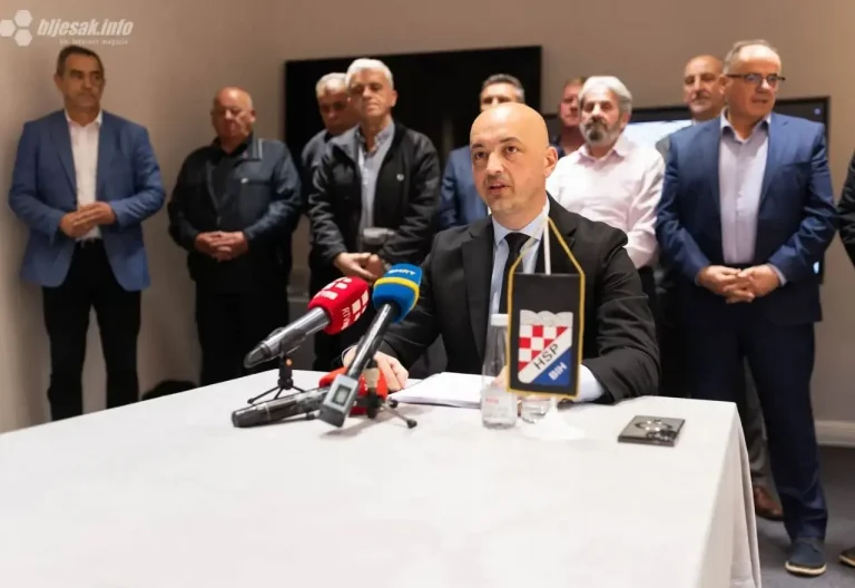 HSP BiH: ”U javnim institucijama radi gotovo pola ukupnog broja zaposlenih”