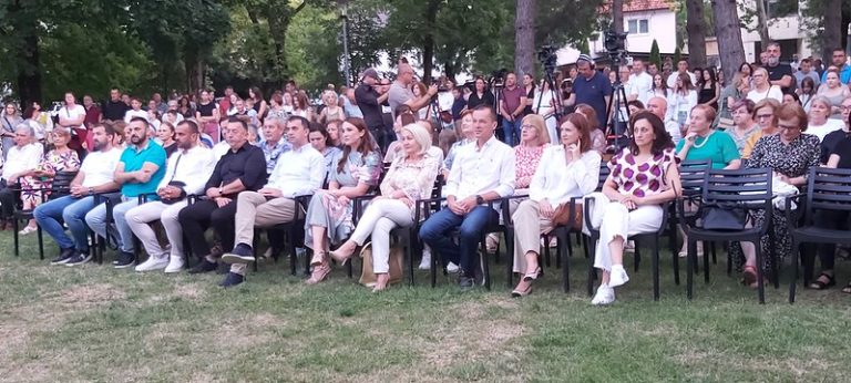 Predsjedateljica Vijeća ministara BiH Borjana Krišto nazočila otvorenju manifestacije “Livanjsko kulturno ljeto 2025.”