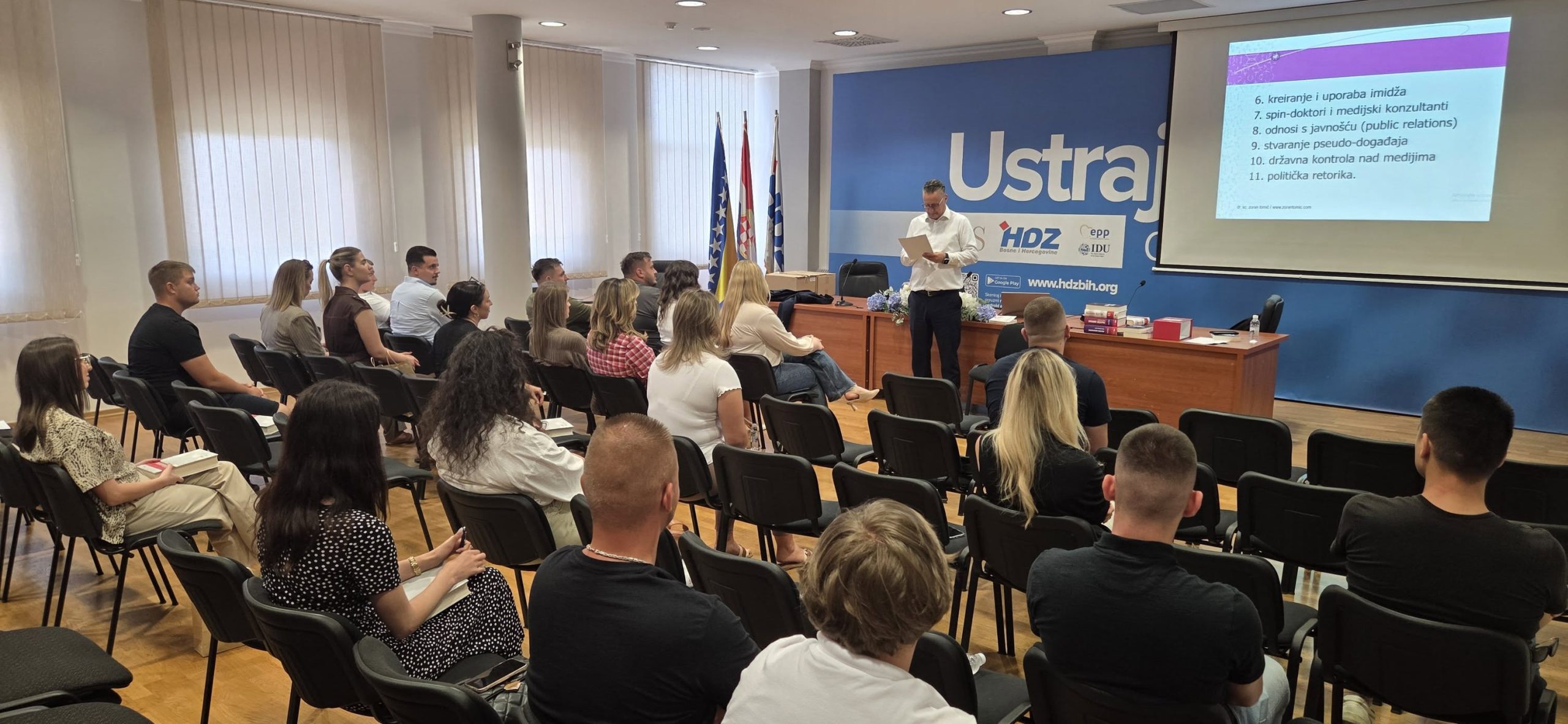 Održana predavanja i provjere znanja iz kolegija „Političko komuniciranje i javni nastupi u politici“