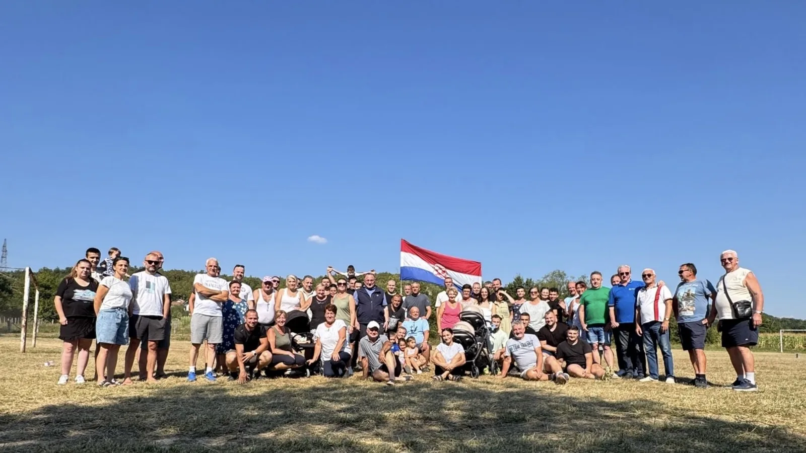 Dubravica ponovno okupila mještane, prijatelje i goste: Tradicija koja živi u uređenom Hrvatskom domu